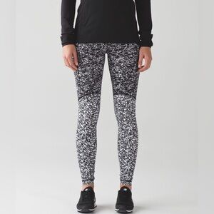 LULULEMON WUNDER UNDER H/R SIZE 8